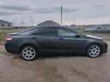 Toyota Camry 2011 годаүшін5 000 000 тг. в Актобе – фото 2