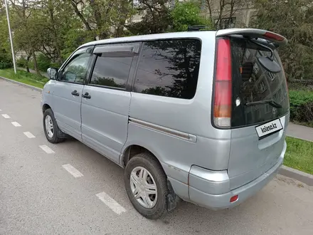 Toyota Town Ace Noah 1997 года за 3 400 000 тг. в Алматы – фото 5