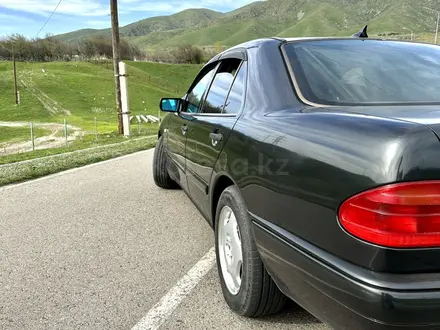 Mercedes-Benz E 280 1997 года за 3 000 000 тг. в Текели – фото 11