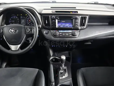 Toyota RAV4 2019 года за 12 900 000 тг. в Астана – фото 17