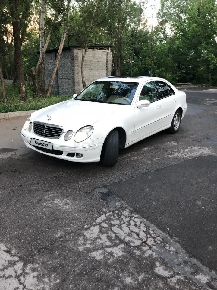 Mercedes-Benz E-Class, 2005