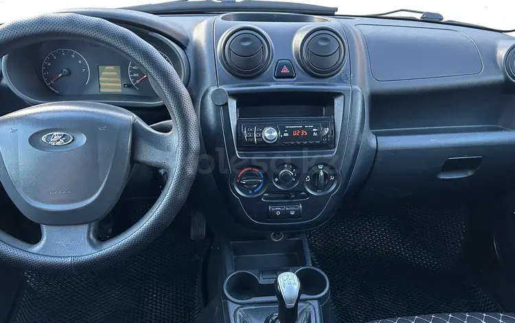 ВАЗ (Lada) Granta 2190 2014 годаүшін2 100 000 тг. в Караганда