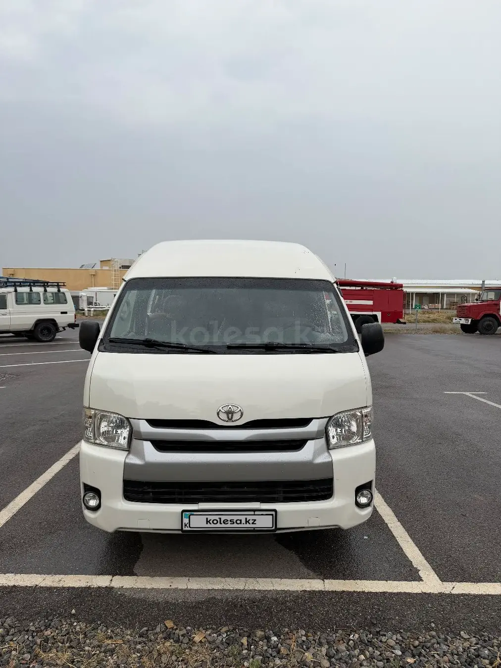 Toyota HiAce, 2016