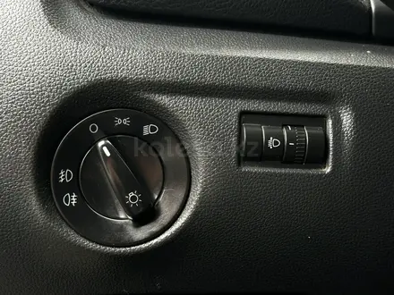 Skoda Fabia 2013 года за 4 200 000 тг. в Актобе – фото 15