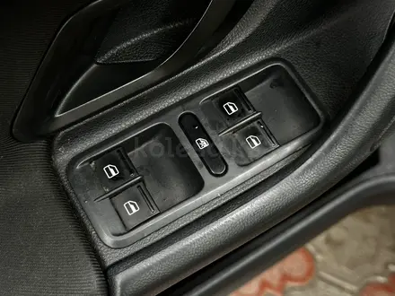 Skoda Fabia 2013 года за 4 200 000 тг. в Актобе – фото 18