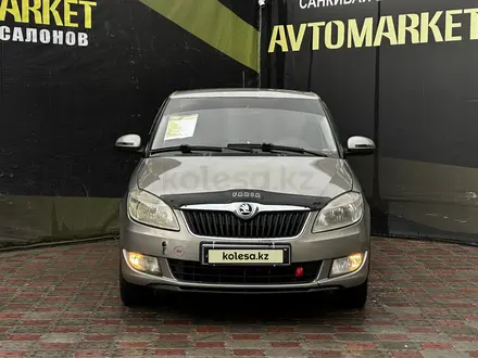 Skoda Fabia 2013 года за 4 200 000 тг. в Актобе – фото 2