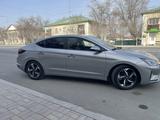 Hyundai Elantra 2020 года за 5 500 000 тг. в Атырау – фото 2