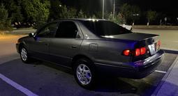 Toyota Camry 2000 года за 2 700 000 тг. в Усть-Каменогорск – фото 4