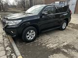 Toyota Land Cruiser Prado 2022 года за 25 900 000 тг. в Караганда – фото 2