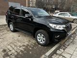 Toyota Land Cruiser Prado 2022 года за 25 900 000 тг. в Караганда