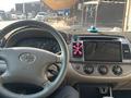 Toyota Camry 2004 года за 3 800 000 тг. в Жанаозен – фото 4