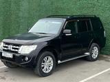 Без водителя Mitsubishi Pajero 2012г. В в Актау