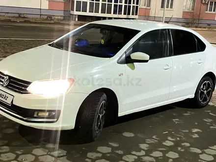 Volkswagen Polo 2015 года за 4 500 000 тг. в Уральск – фото 6