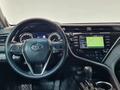 Toyota Camry 2018 года за 13 990 000 тг. в Алматы – фото 22