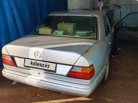 Mercedes-Benz E 230 1989 года за 1 200 000 тг. в Абай (Келесский р-н) – фото 5