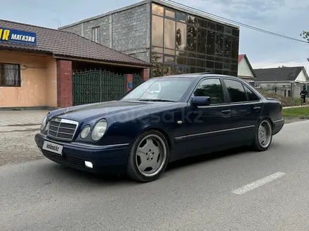 Mercedes-Benz E 320 1996 года за 4 500 000 тг. в Алматы – фото 4