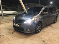 Toyota Sienna 2010 года за 12 500 000 тг. в Шымкент