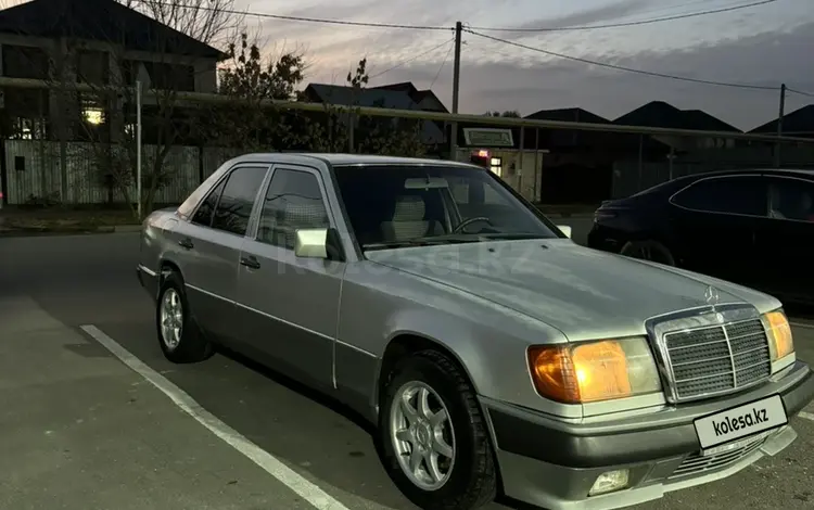 Mercedes-Benz E 230 1990 годаfor1 620 000 тг. в Алматы