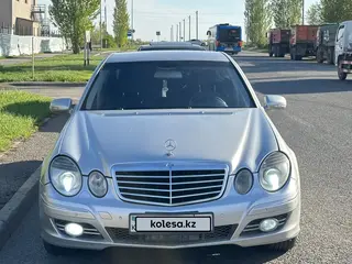 Mercedes-Benz E 240