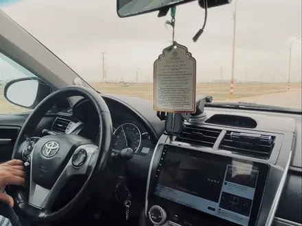 Toyota Camry 2013 года за 8 500 000 тг. в Жанаозен – фото 10