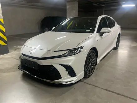 Toyota Camry 2024 года за 20 500 000 тг. в Астана