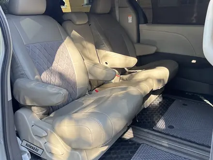 Toyota Sienna 2014 года за 10 500 000 тг. в Атырау – фото 4