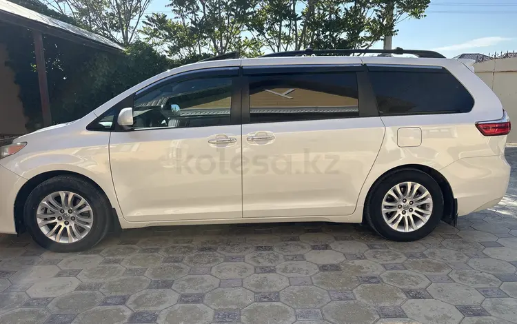 Toyota Sienna 2014 годаүшін10 500 000 тг. в Атырау