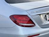 Mercedes-Benz E 200 2017 года за 10 000 000 тг. в Атырау – фото 5