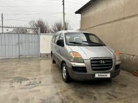 Hyundai Starex 2004 года за 2 600 000 тг. в Шымкент