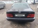 Mercedes-Benz E 320 1999 года за 2 850 000 тг. в Алматы – фото 4