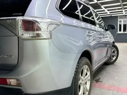 Mitsubishi Outlander 2013 года за 6 800 000 тг. в Алматы – фото 13