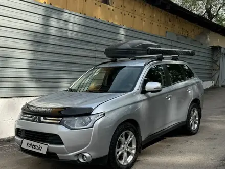 Mitsubishi Outlander 2013 года за 6 800 000 тг. в Алматы