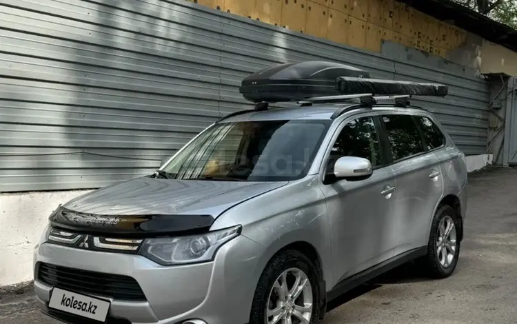 Mitsubishi Outlander 2013 года за 6 800 000 тг. в Алматы