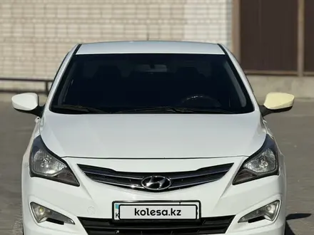 Hyundai Solaris 2015 года за 4 400 000 тг. в Семей – фото 2