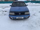 Volkswagen Vento 1993 годаfor1 000 000 тг. в Костанай