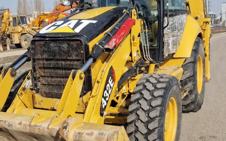 Caterpillar  432E 2009 года за 20 000 000 тг. в Алматы