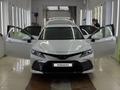 Toyota Camry 2023 года за 15 250 000 тг. в Актау – фото 9