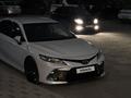 Toyota Camry 2023 года за 15 250 000 тг. в Актау – фото 15