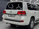 Toyota Land Cruiser 2019 года за 37 000 000 тг. в Алматы – фото 2