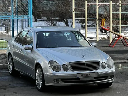 Mercedes-Benz E 320 2002 годаүшін4 200 000 тг. в Алматы