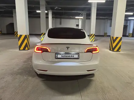 Tesla Model 3 2023 года за 14 900 000 тг. в Алматы – фото 8