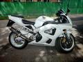 Honda  CBR 929RR Fireblade 2000 года за 2 100 000 тг. в Алматы – фото 3