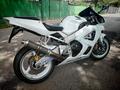 Honda  CBR 929RR Fireblade 2000 года за 2 100 000 тг. в Алматы – фото 4