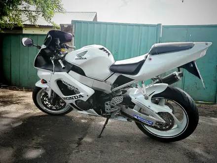 Honda  CBR 929RR Fireblade 2000 года за 2 100 000 тг. в Алматы – фото 5