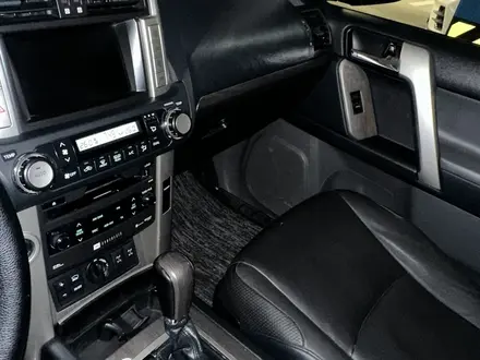 Toyota Land Cruiser Prado 2012 года за 17 900 000 тг. в Алматы – фото 10