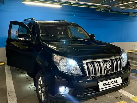 Toyota Land Cruiser Prado 2012 года за 17 900 000 тг. в Алматы – фото 3