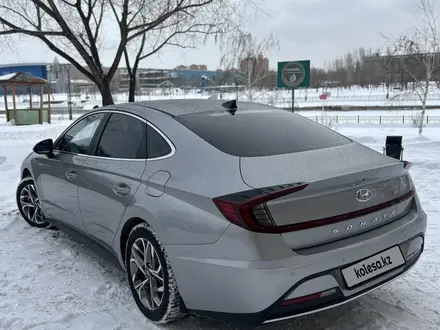 Hyundai Sonata 2021 года за 11 700 000 тг. в Астана – фото 3