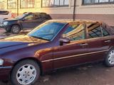 Mercedes-Benz C 180 1994 годаfor2 250 000 тг. в Караганда – фото 2