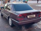 Mercedes-Benz C 180 1994 годаfor2 250 000 тг. в Караганда – фото 4