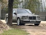 Mercedes-Benz E 230 1992 годаүшін3 500 000 тг. в Алматы – фото 4